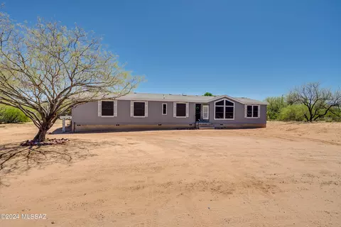 16725 S Country Club Rd, Sahuarita, AZ 85629