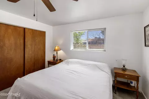 Bedroom - 719 Riverside Dr, Mammoth, AZ 85618 photo 2 of 9