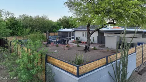 Exterior - 2029 E 7th St, Tucson, AZ 85719 photo 5 of 15
