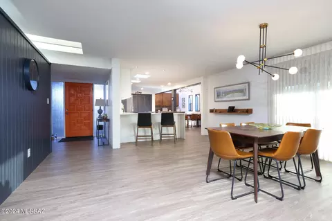 Dining - 2029 E 7th St, Tucson, AZ 85719 photo 1 of 2