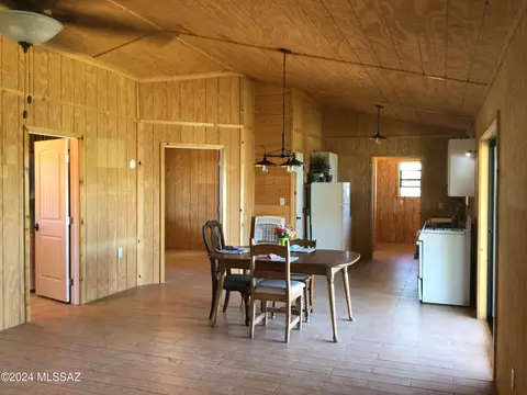 Dining - 27224 W Four Feathers Lp, Willcox, AZ 85643 photo 1 of 2