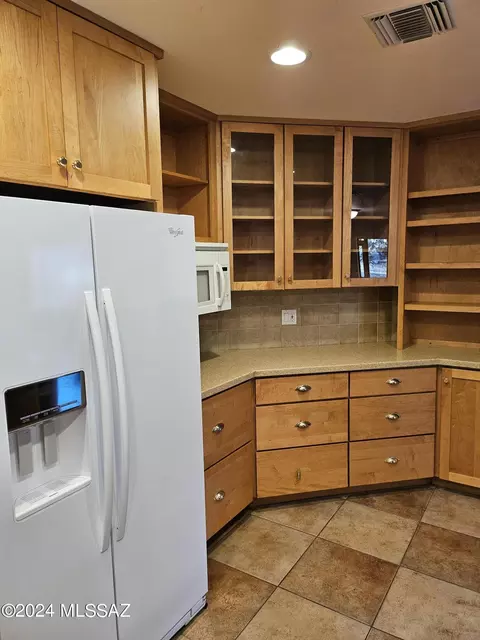 9025 E Saddleback Dr, Tucson, AZ 85749 photo 7