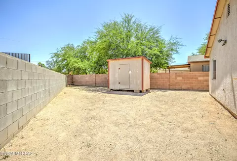 Exterior - 4193 E Market St, Tucson, AZ 85706 photo 8 of 9