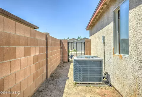 Exterior - 4193 E Market St, Tucson, AZ 85706 photo 9 of 9