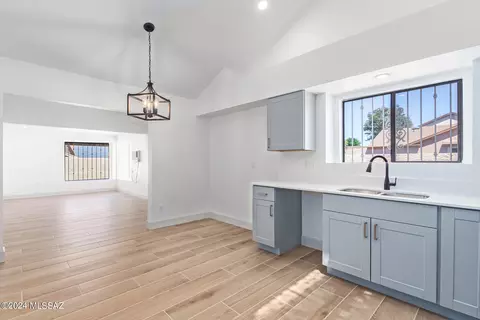 Kitchen - 9835 E Harmony Ln, Tucson, AZ 85748 photo 1 of 3