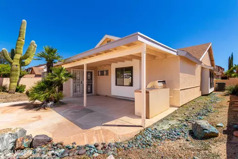 Exterior - 9835 E Harmony Ln, Tucson, AZ 85748 photo 2 of 8