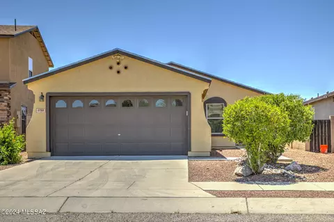 3788 E Sun View Ct, Tucson, AZ 85706