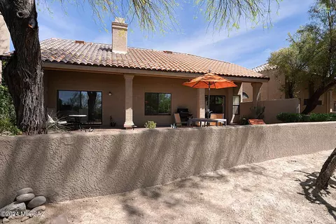 Exterior - 6938 E Nuthatch Trl, Tucson, AZ 85750 photo 8 of 12
