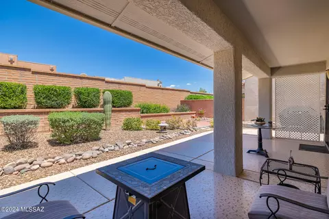 Exterior - 1661 E Firefly Ct, Oro Valley, AZ 85755 photo 5 of 10