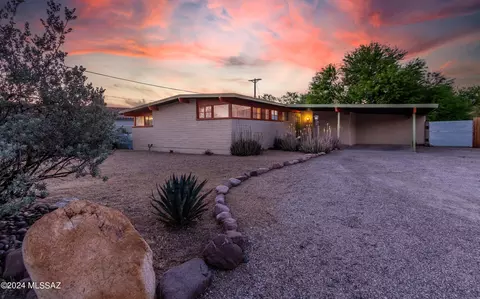2311 N Madelyn Cir, Tucson, AZ 85712