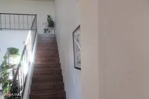 9 Pioneer Ct, Nogales, AZ 85621