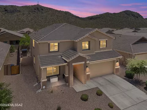 10014 N Smooth Agave Loop, Marana, AZ 85653
