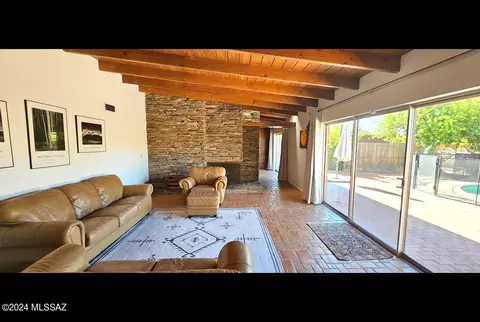 5935 E Hampton St, Tucson, AZ 85712 photo 6