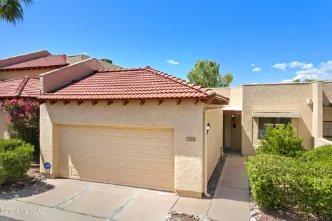 8455 E Agape Dr, Tucson, AZ 85715