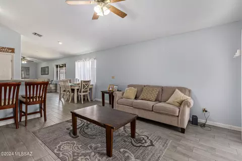 6395 E Wolfhead Dr, Tucson, AZ 85730 photo 11