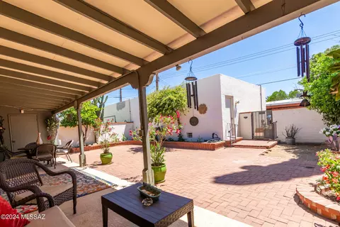 5848 E Grant Rd, Tucson, AZ 85712 photo 2