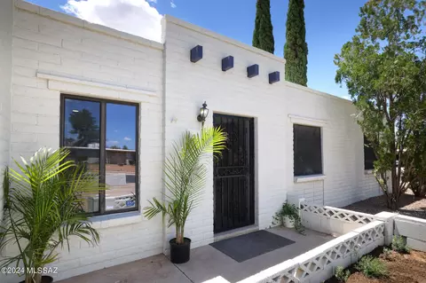 Exterior - 7402 E Perth Pl, Tucson, AZ 85730 photo 3 of 10