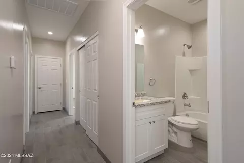 814 E 35th St, Tucson, AZ 85713 photo 11