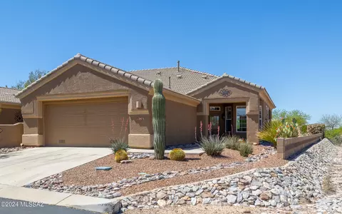 12973 N Desert Flora Ln, Marana, AZ 85658