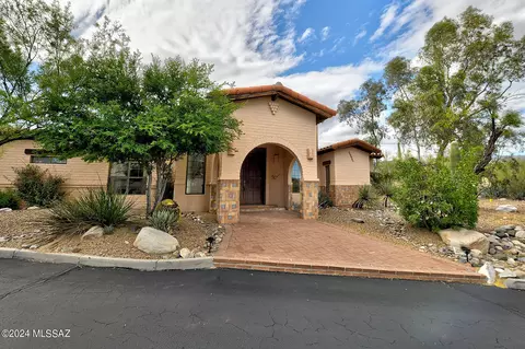 4389 E Desert Oak Trl, Tucson, AZ 85718