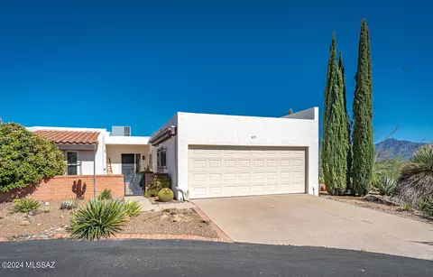 931 S Los Zafiros, Green Valley, AZ 85614