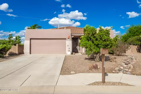 7456 W Sweet River Rd, Tucson, AZ 85743