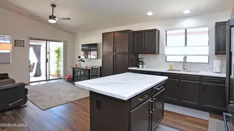2334 W Monet Way, Tucson, AZ 85741