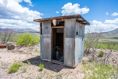 3745 E Lindsey Trl, Douglas, AZ 85607 photo 9