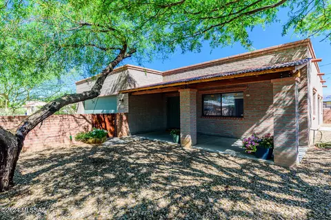 Exterior - 3555 Edison St, Tucson, AZ 85716 photo 7 of 14