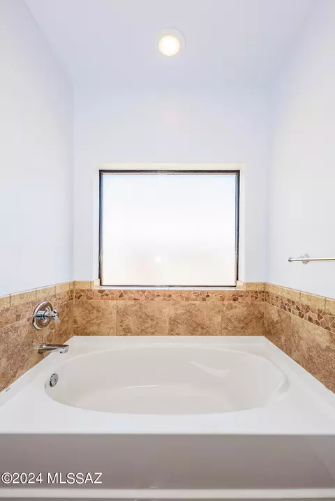 Bath - 3555 Edison St, Tucson, AZ 85716 photo 2 of 6