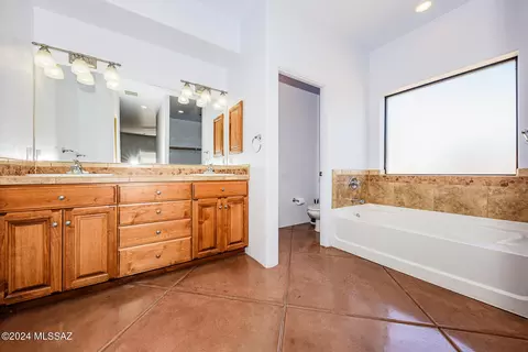 Bath - 3555 Edison St, Tucson, AZ 85716 photo 1 of 6