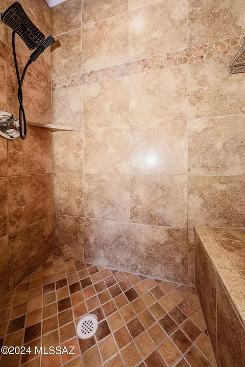 Bath - 3555 Edison St, Tucson, AZ 85716 photo 4 of 6