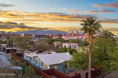 View/Area - 1135 E 8th St, Tucson, AZ 85719 photo 1 of 5