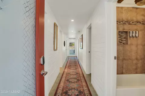 Entry Way - 8540 E 4th St, Tucson, AZ 85710 photo 1 of 2