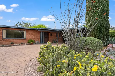 4810 E Copper St, Tucson, AZ 85712