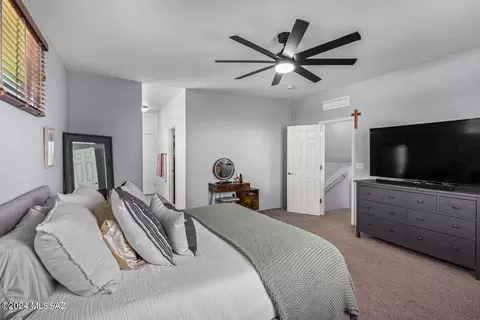 Bedroom - 186 E Sycamore View Rd, Vail, AZ 85641 photo 4 of 6