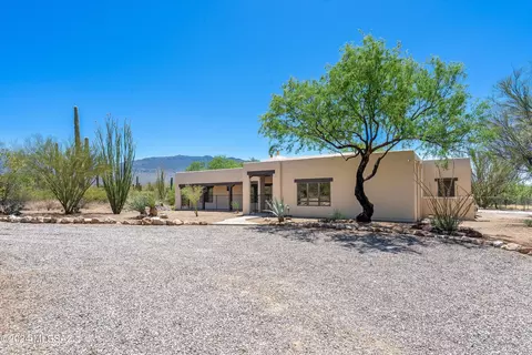 13020 E Cape Horn Dr, Tucson, AZ 85749