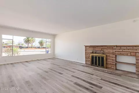 Living - 2220 E Grant Rd, Tucson, AZ 85719 photo 1 of 6