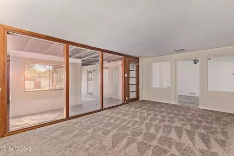 Living - 2220 E Grant Rd, Tucson, AZ 85719 photo 6 of 6