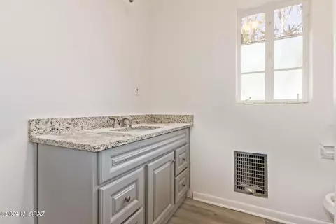 Bath - 2220 E Grant Rd, Tucson, AZ 85719 photo 2 of 2