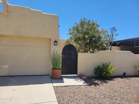 2435 W Calle Retana, Tucson, AZ 85745