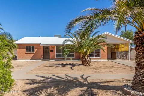 6558 E Koralee Dr, Tucson, AZ 85710