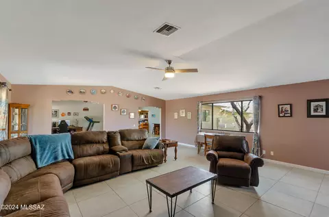 Living - 3090 E Wetstones Rd, Vail, AZ 85641 photo 1 of 2