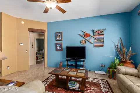 Living - 13837 E Red Hawk Sky Trl, Vail, AZ 85641 photo 1 of 2