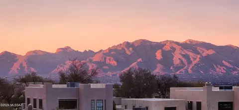101 S Players Club Dr #19201, Tucson, AZ 85745