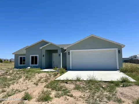2021 N Savannah Dr, Safford, AZ 85546