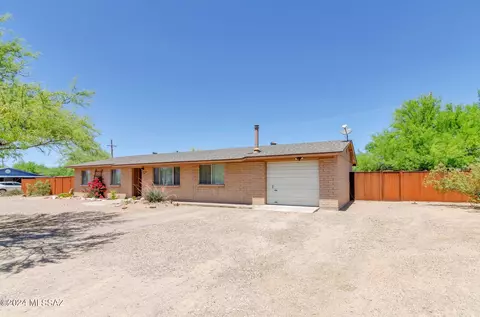 9056 W Floyd St, Tucson, AZ 85735