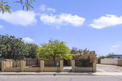 3960 E 26th St, Tucson, AZ 85711