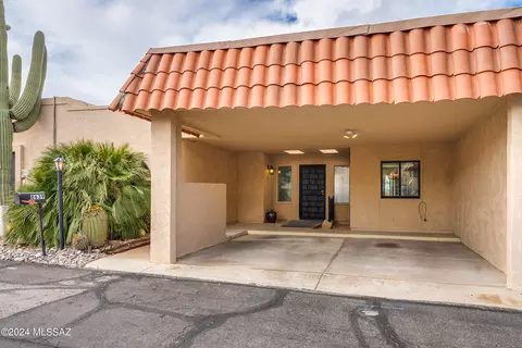 8639 N Avenida Amatista, Tucson, AZ 85704