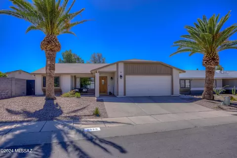 9686 N Sherbrooke St, Tucson, AZ 85742